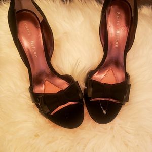 Paris Hilton peep toe bow shoes 8